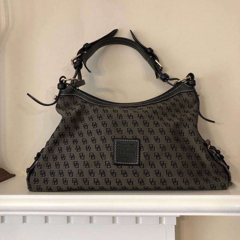 Vintage Dooney &Bourke Bag 💖💖💖